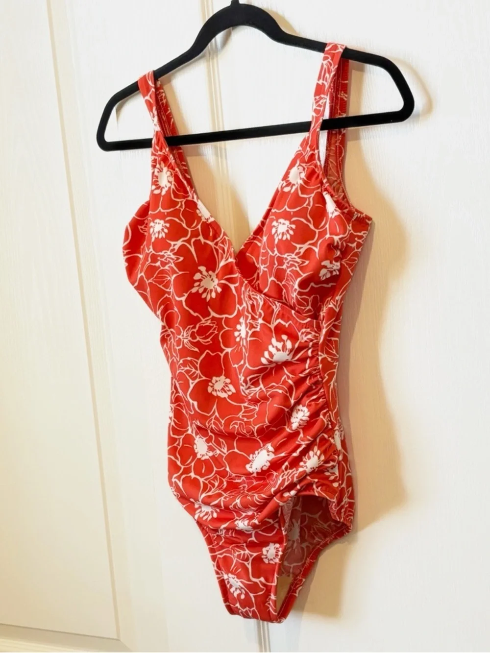 Miraclesuit Swimsuit Coral Floral Surplice V Neck Ruched One Piece Size 10